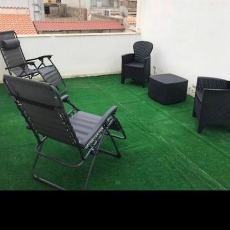 Deluxe Home Appartamento شاكا المظهر الخارجي الصورة