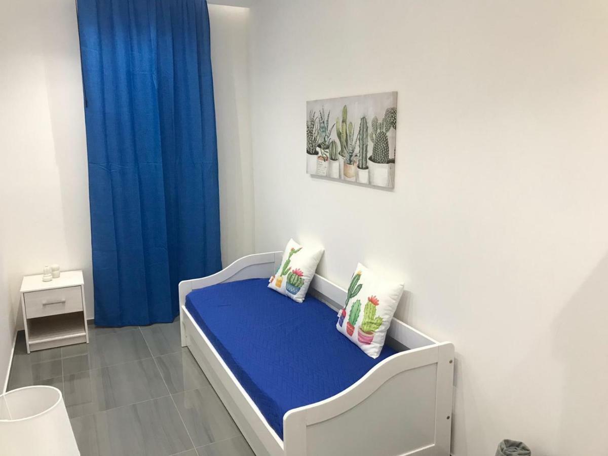 Deluxe Home Appartamento شاكا المظهر الخارجي الصورة